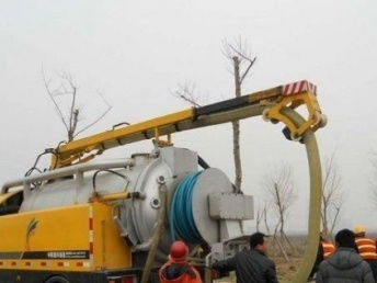 成都红运街下水道疏通与化粪池清理 专业服务，解决管道难题